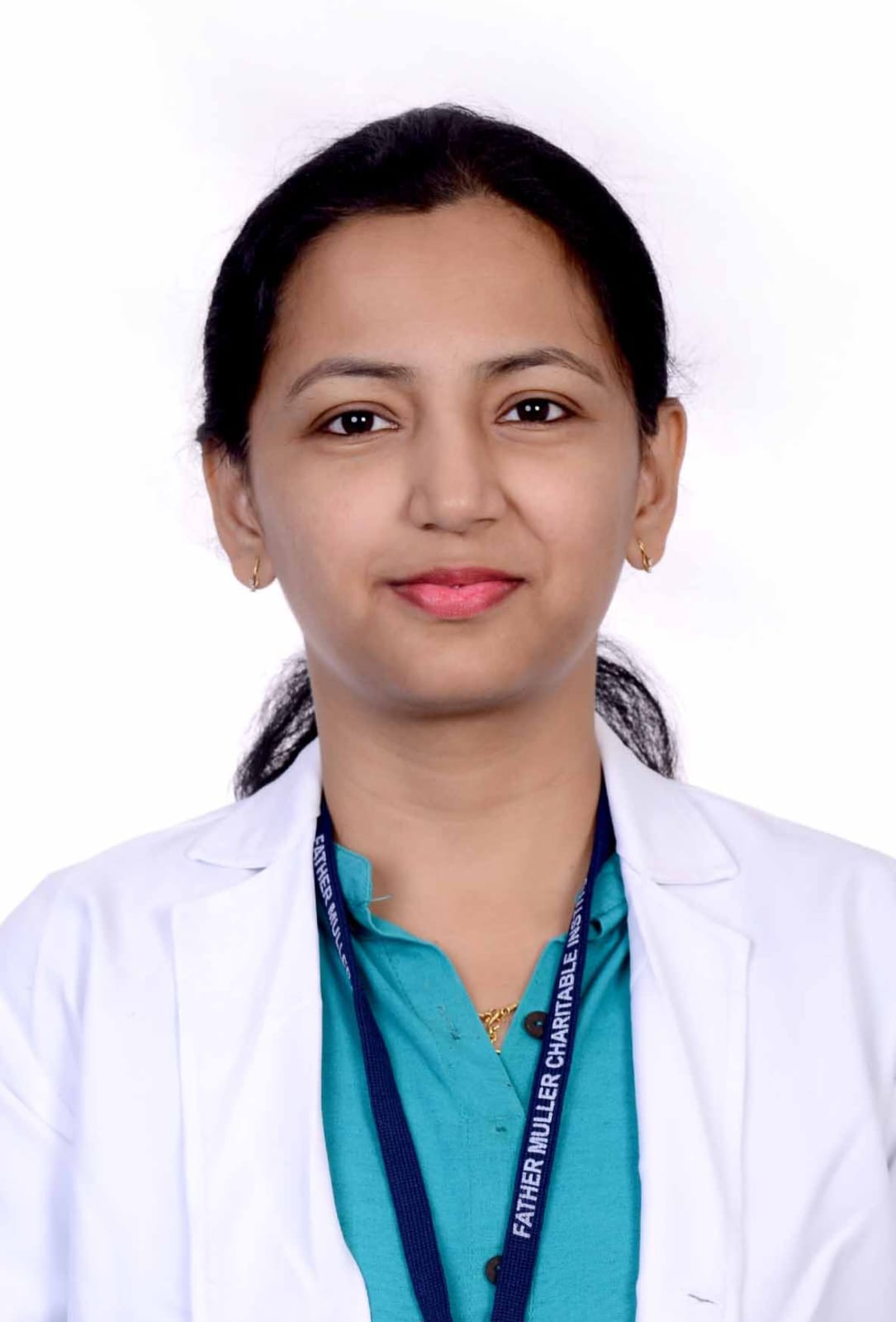 Dr. Akshata Charlotte